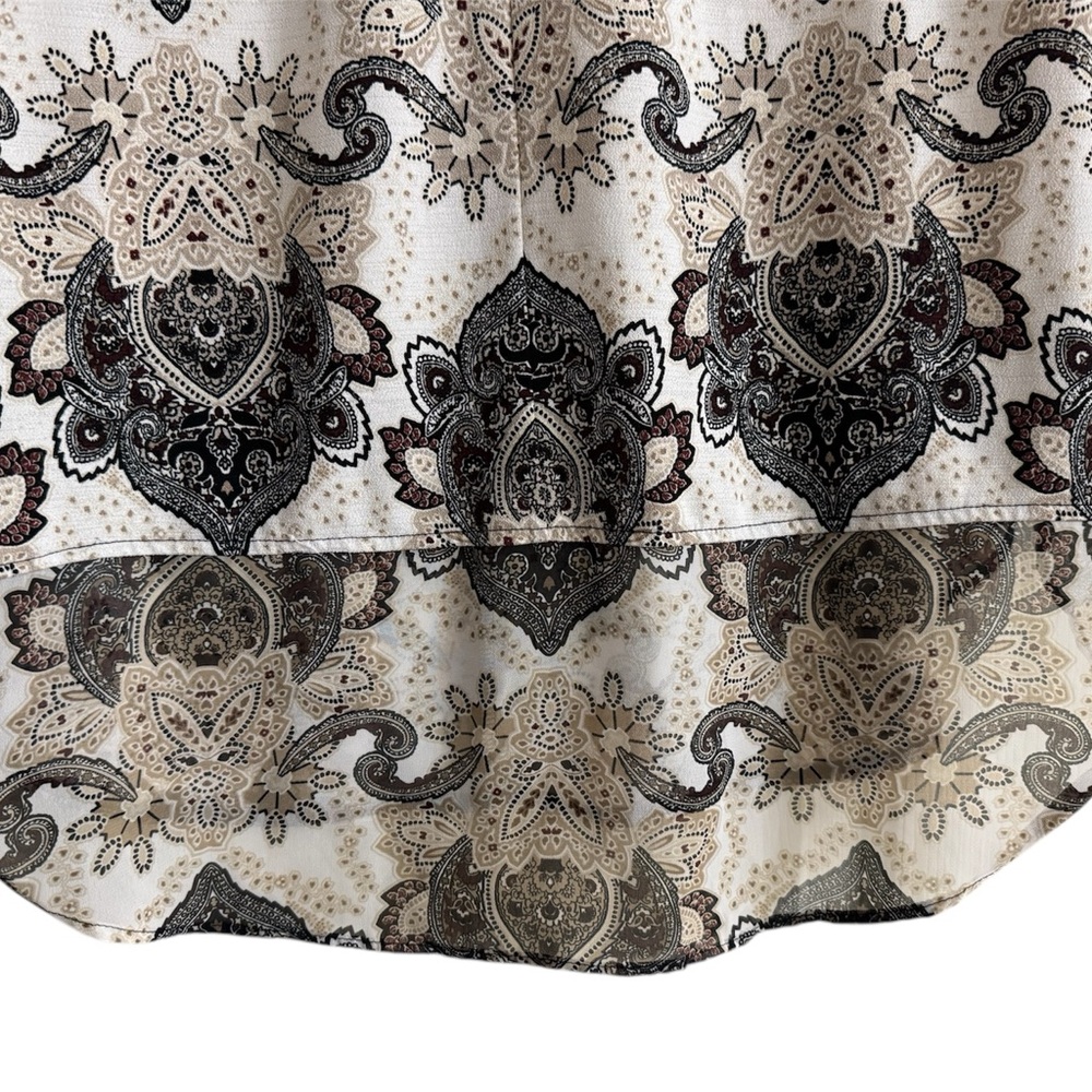 Dana Buchman top size Large. Pit to pit 22” High low hem - Picture 3 of 6